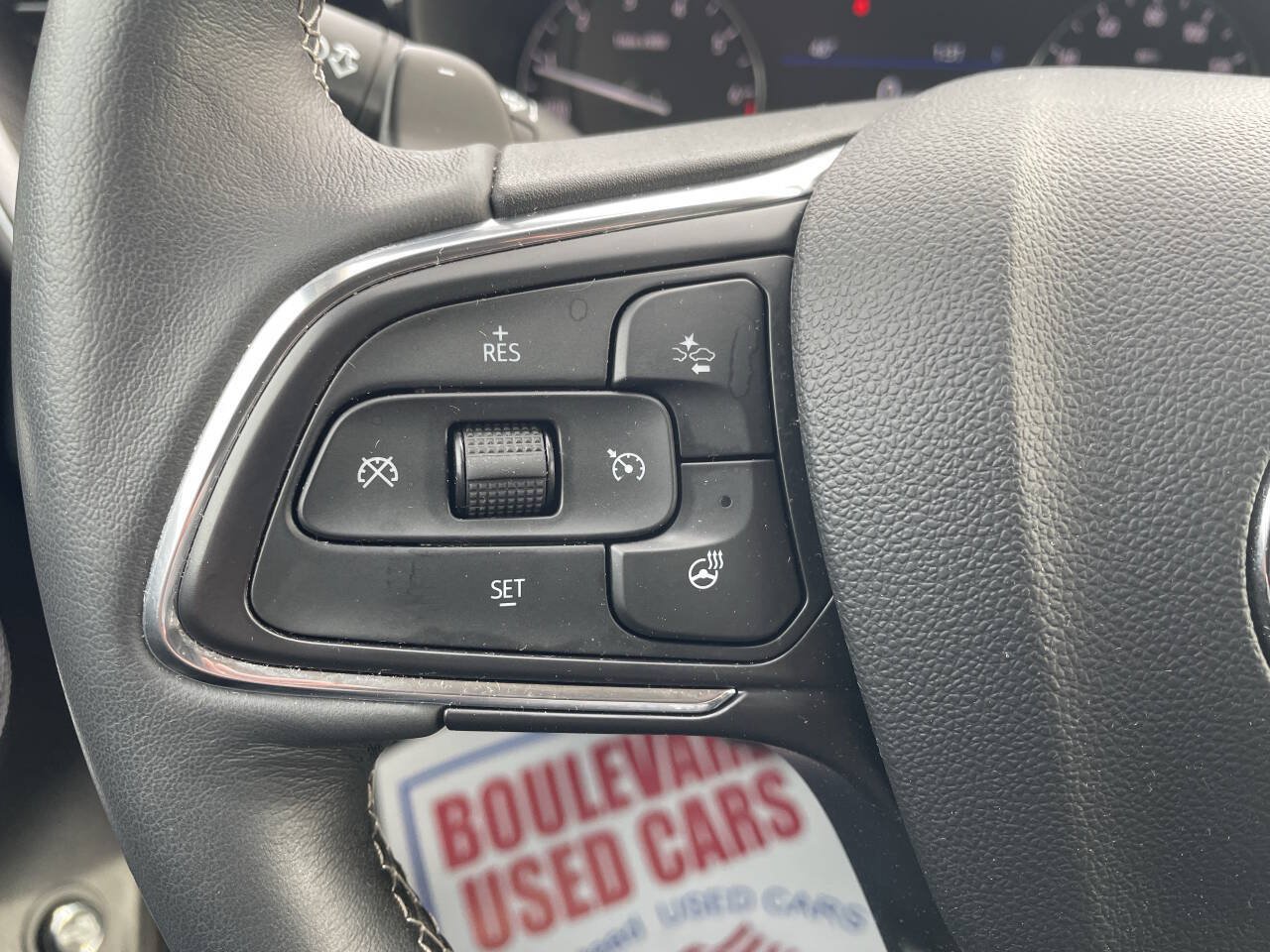 Used 2023 Buick Envision Preferred FWD image 17
