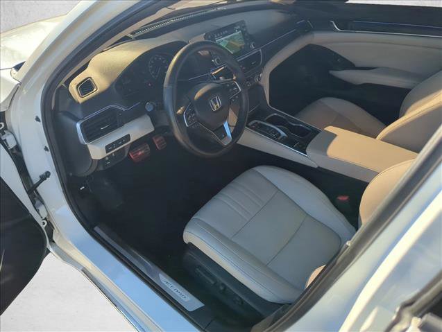 Used 2021 Honda Accord Touring image 10