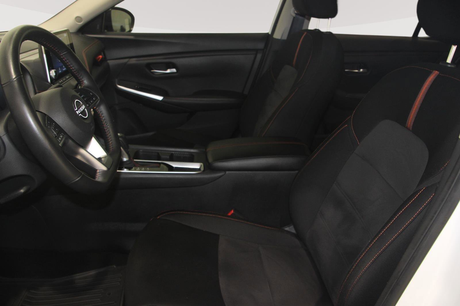 Used 2024 Nissan Sentra SR image 19