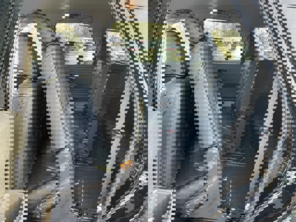 New 2026 Nissan Pathfinder SL image 6