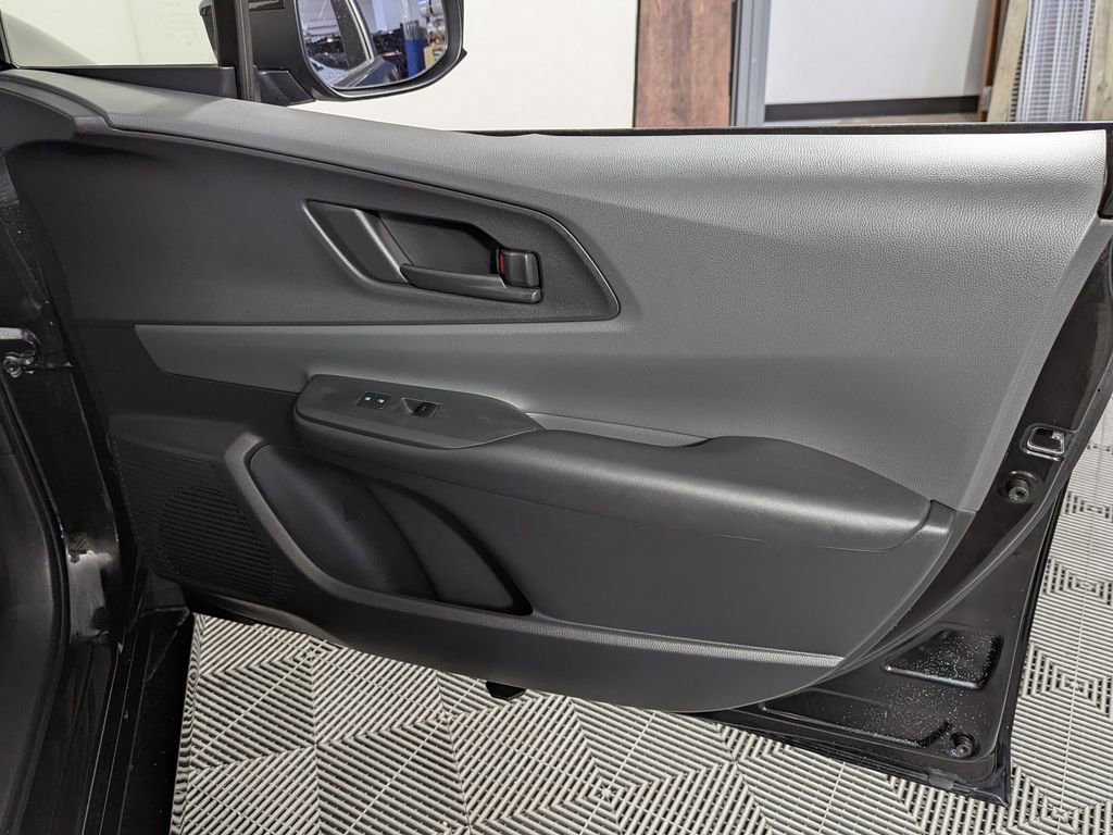 Used 2024 Toyota Prius LE image 27