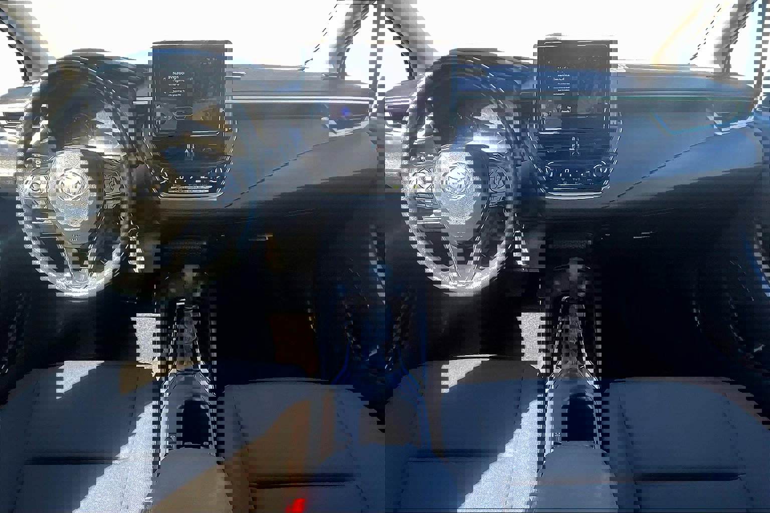 Used 2024 Toyota Corolla LE image 14