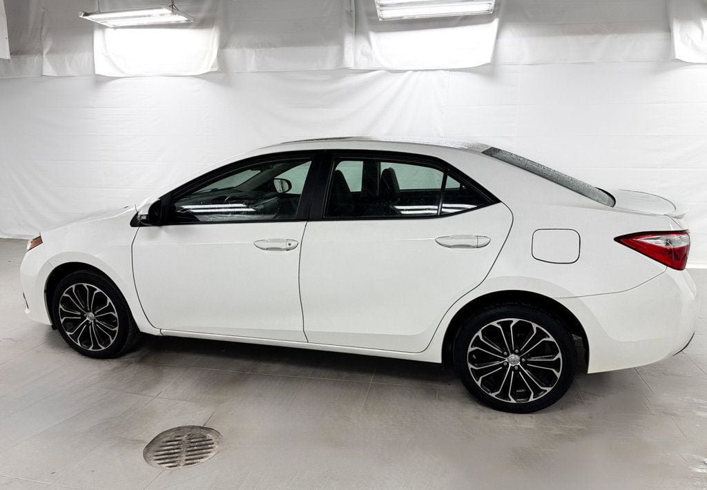 Used 2014 Toyota Corolla S Premium FWD image 3