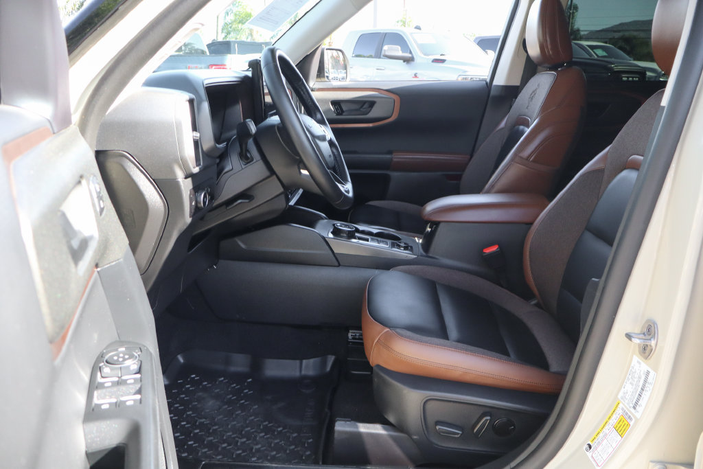 Used 2025 Ford Bronco Sport Outer Banks w/ Outer Banks Tech Package+ AWD/4WD image 20