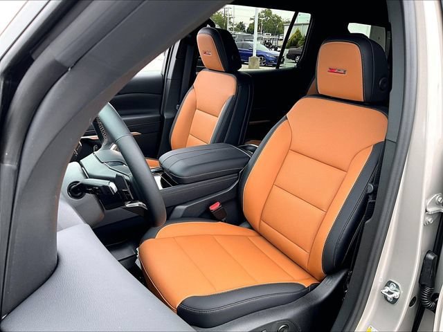 New 2027 Chevrolet Traverse Z71 w/ Driver Confidence Package AWD/4WD image 10