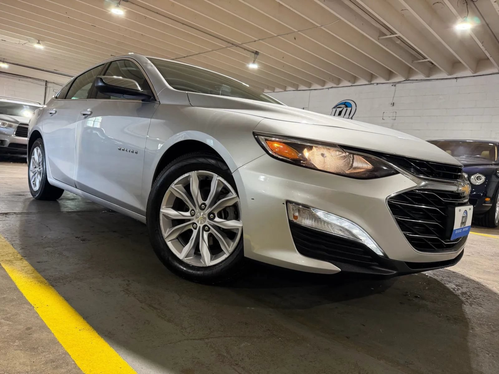 Used 2019 Chevrolet Malibu LT FWD image 5