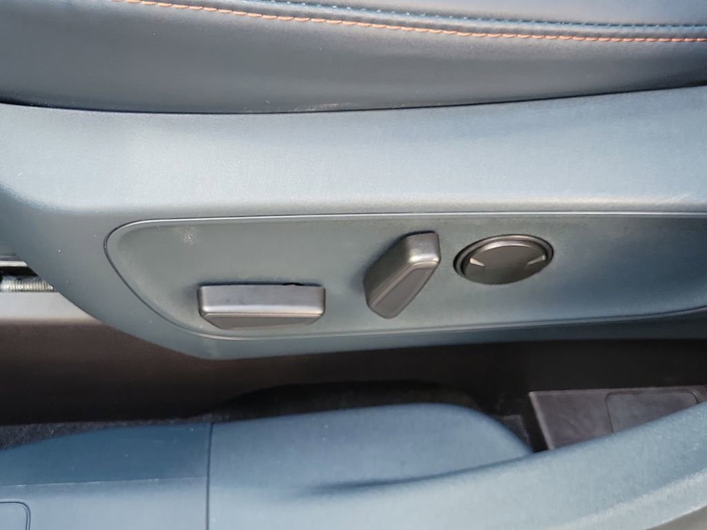 Used 2023 Ford Maverick Lariat image 20