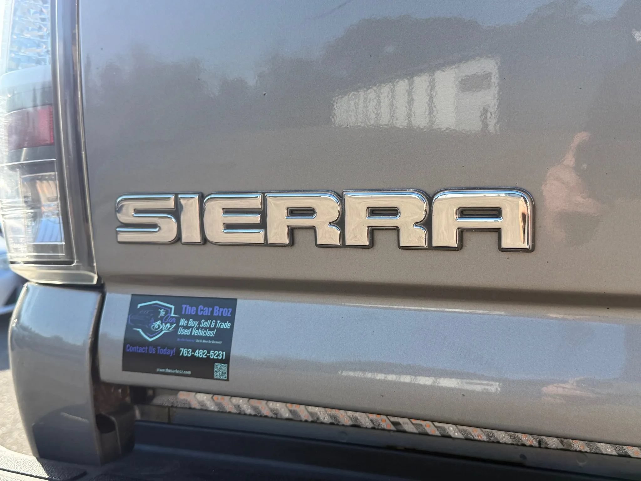 Used 2003 GMC Sierra 2500 SLT w/ SLT Preferred Equipment Group AWD/4WD image 16