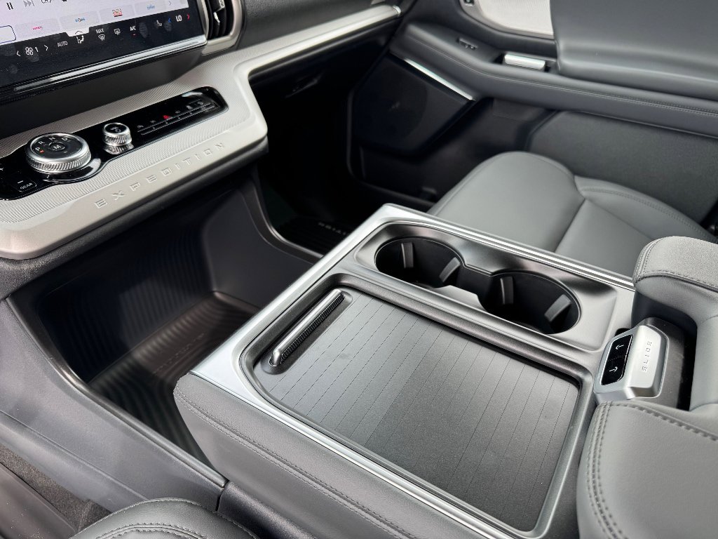 New 2026 Ford Expedition Max Active image 28
