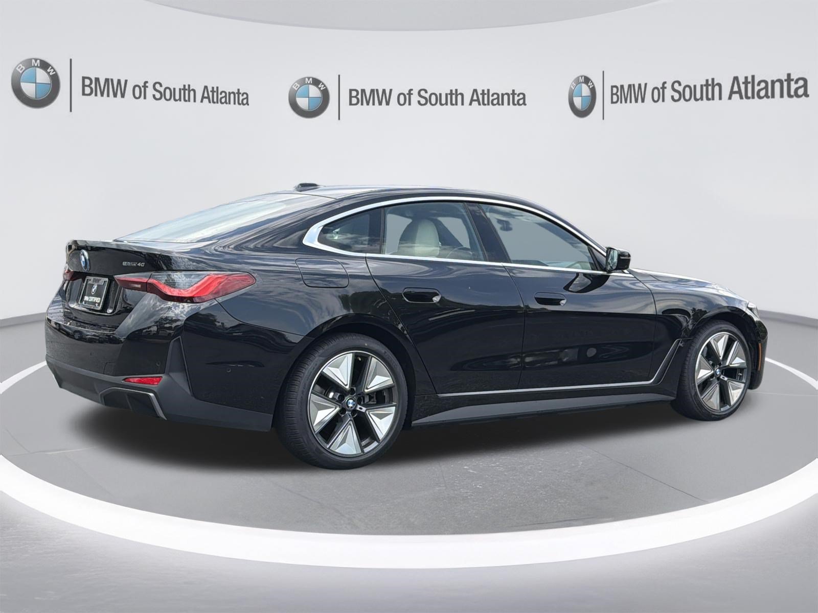 Certified 2025 BMW i4 eDrive40 w/ M Sport Package RWD image 23