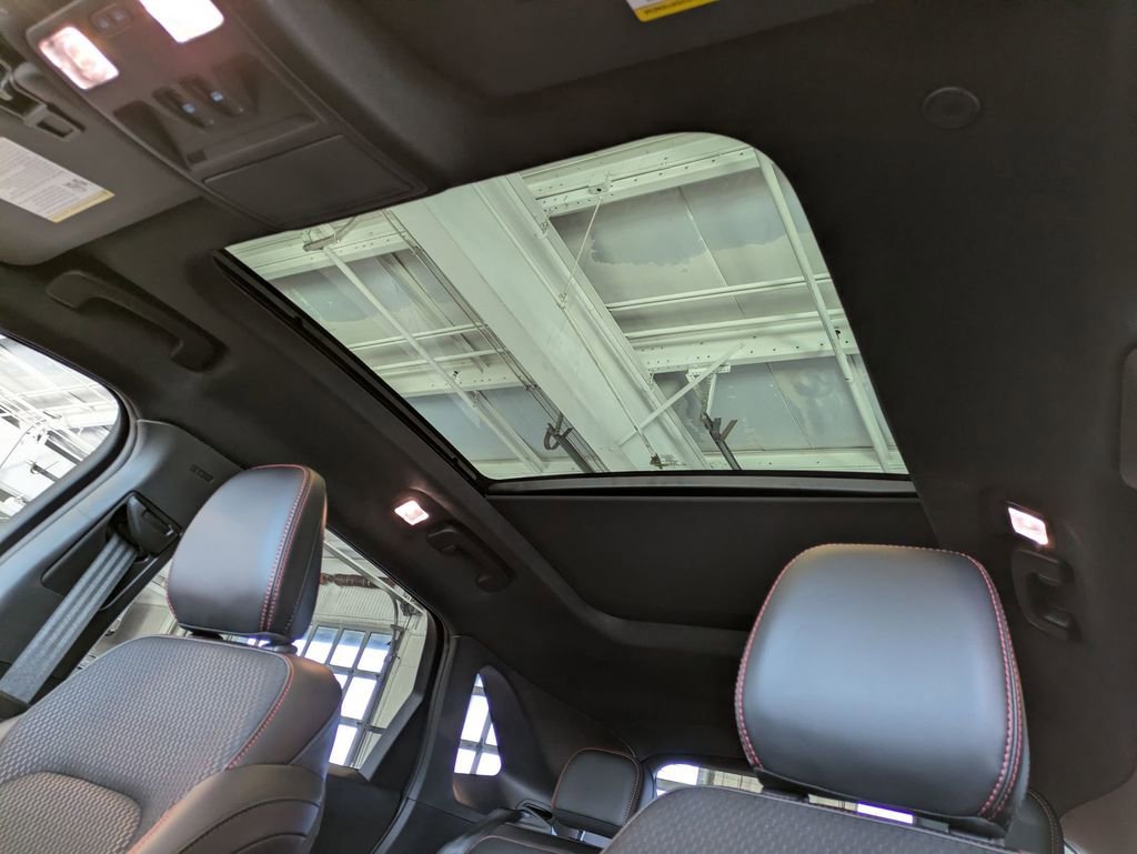 New 2026 Ford Escape ST-Line Select w/ Equipment Group 401A image 17