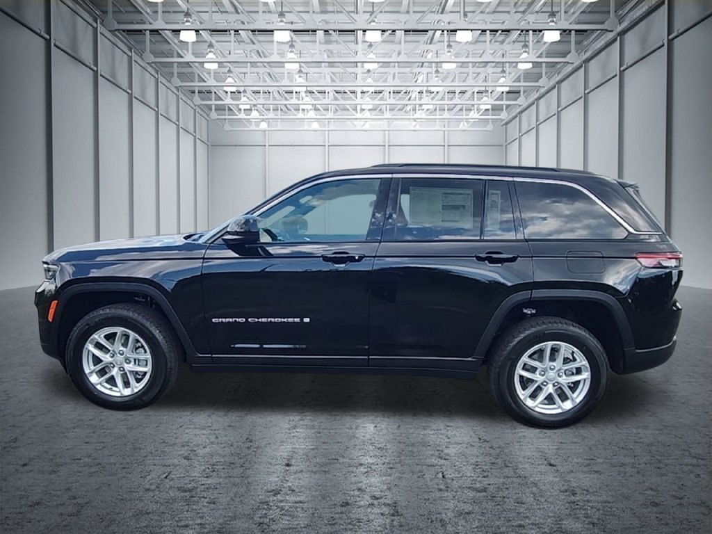 New 2026 Jeep Grand Cherokee Laredo X RWD image 19