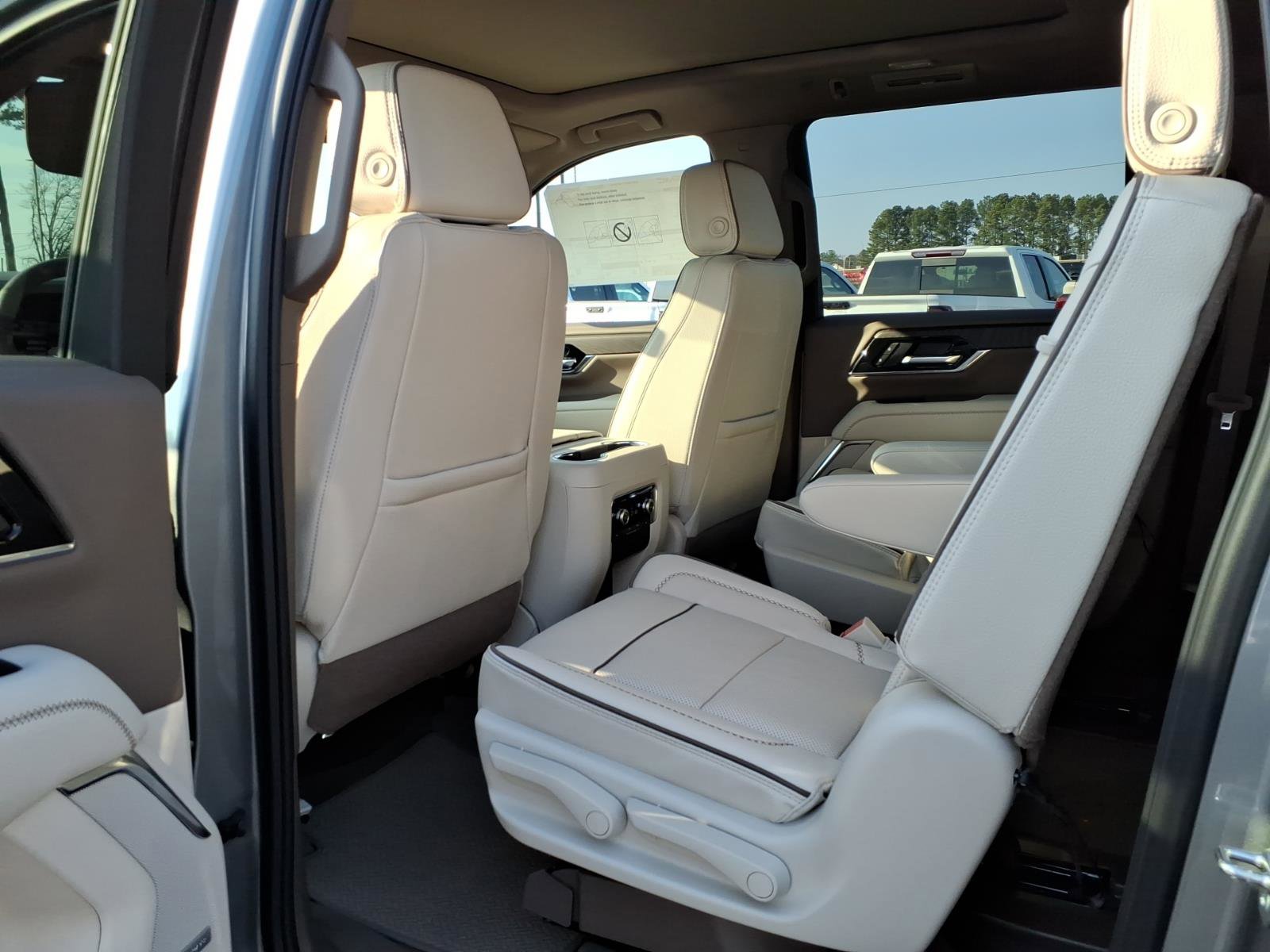 New 2026 GMC Yukon XL Denali w/ Sun & Power Step Package image 24