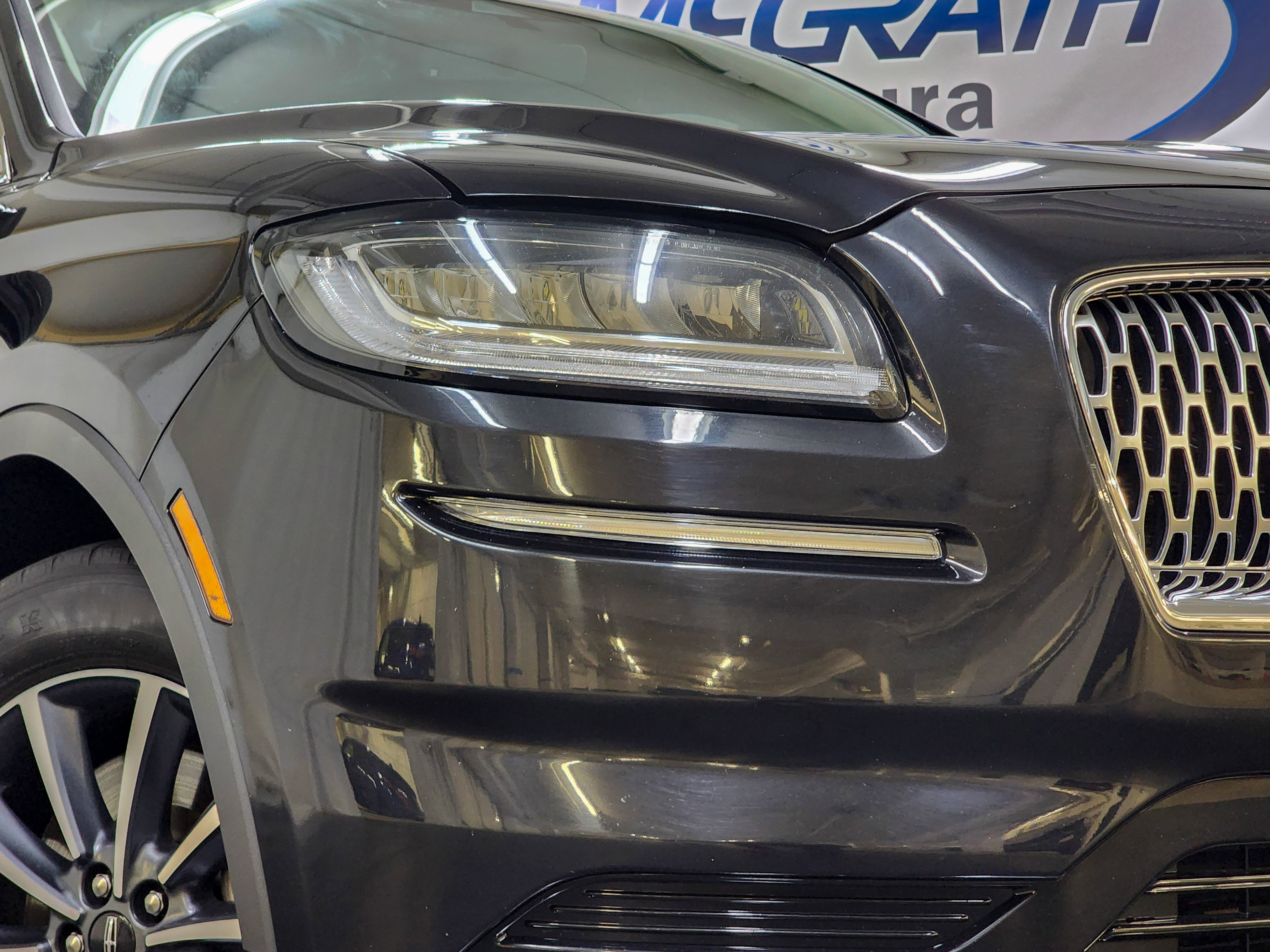 Used 2022 Lincoln Nautilus FWD image 16