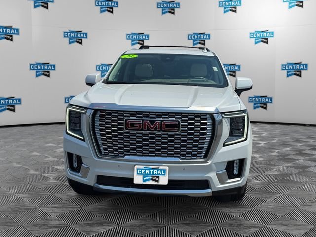 Used 2024 GMC Yukon XL Denali w/ Denali Reserve Package AWD/4WD image 8