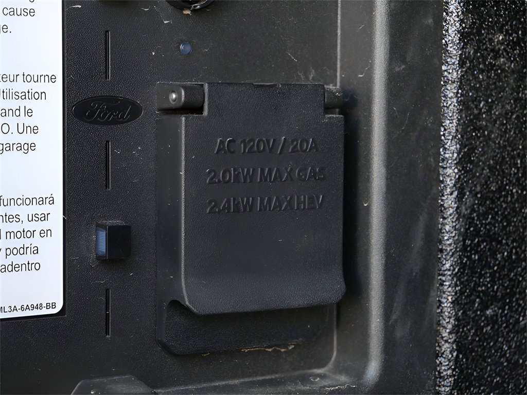 Used 2024 Ford F150 Lariat w/ Equipment Group 502A High image 13