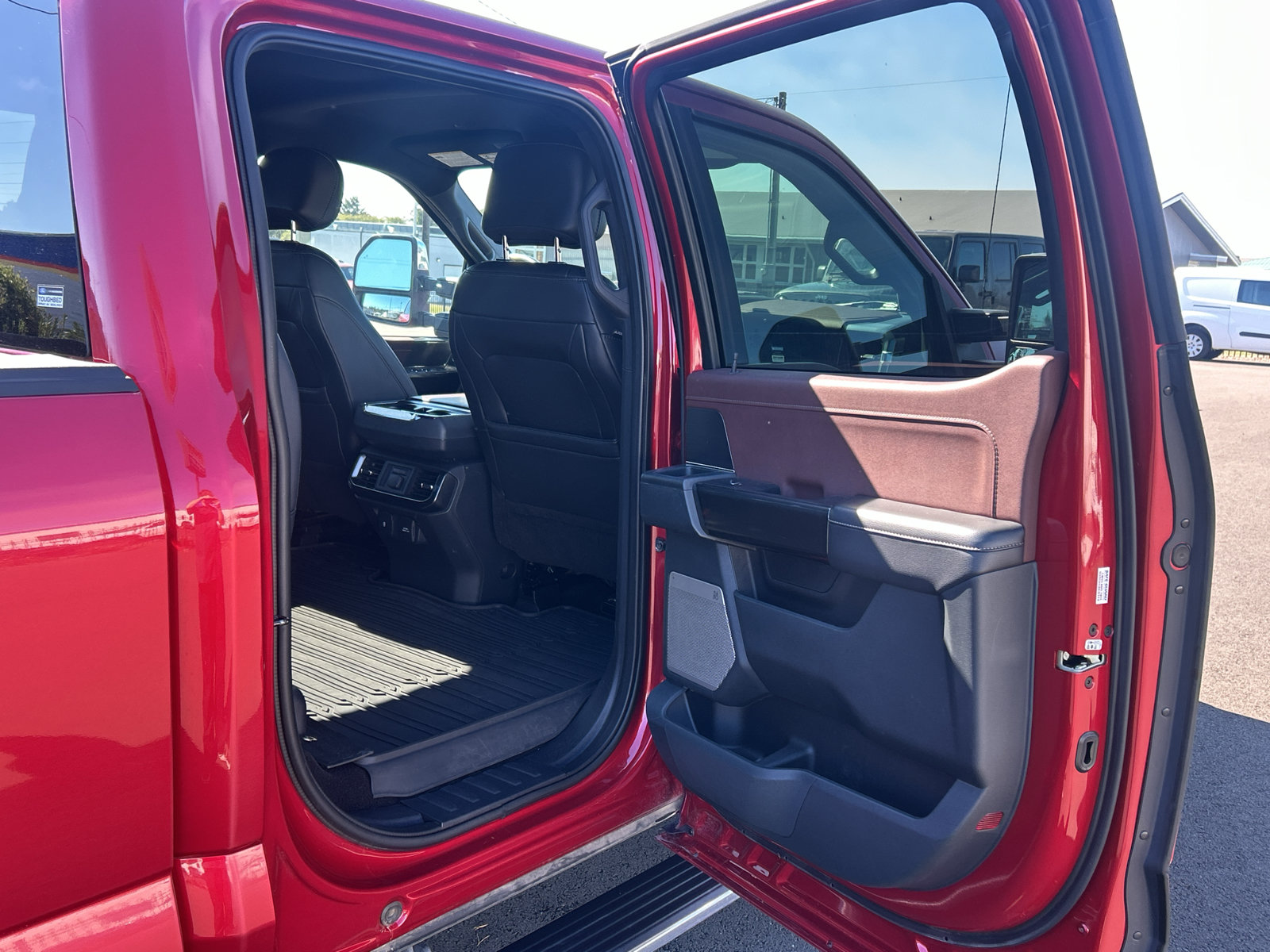 Used 2021 Ford F150 Lariat w/ Equipment Group 502A High AWD/4WD image 30