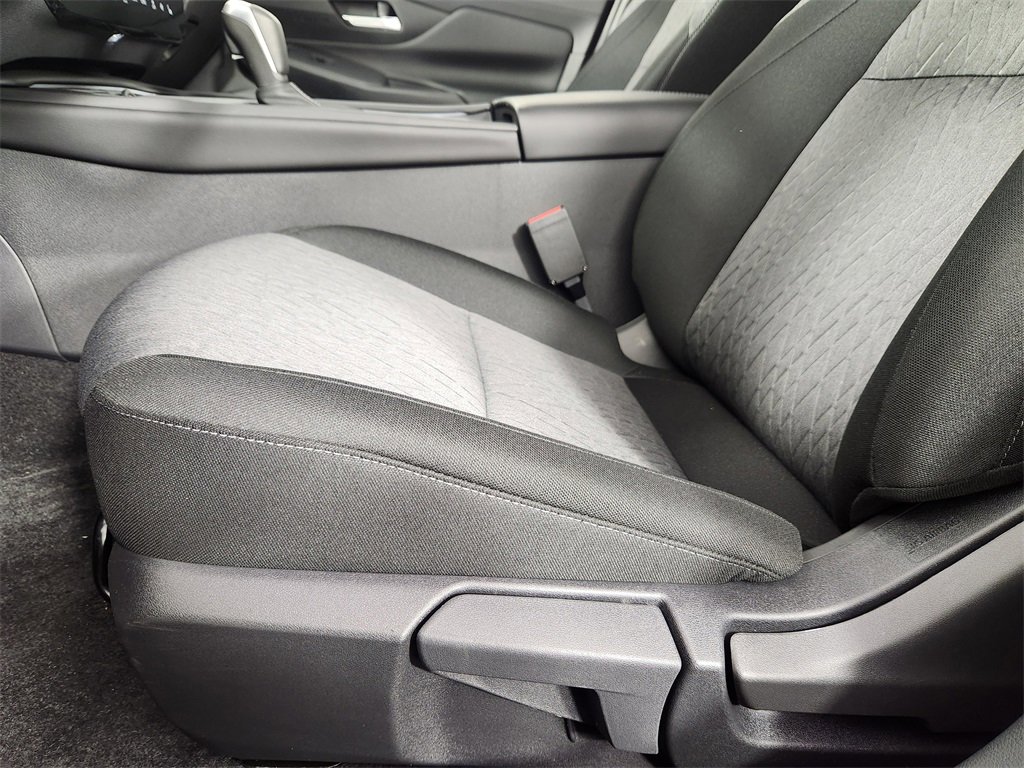 New 2026 Nissan Sentra SV w/ SV Convenience Package image 11