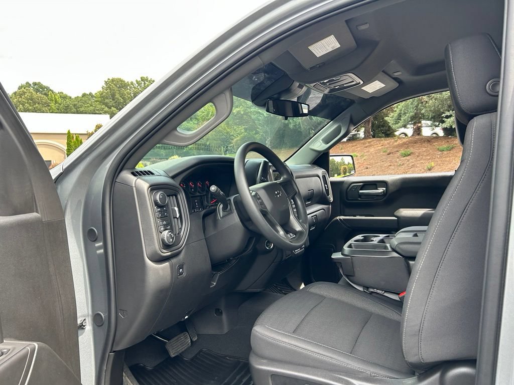 Used 2025 Chevrolet Silverado 1500 Custom Trail Boss AWD/4WD image 34