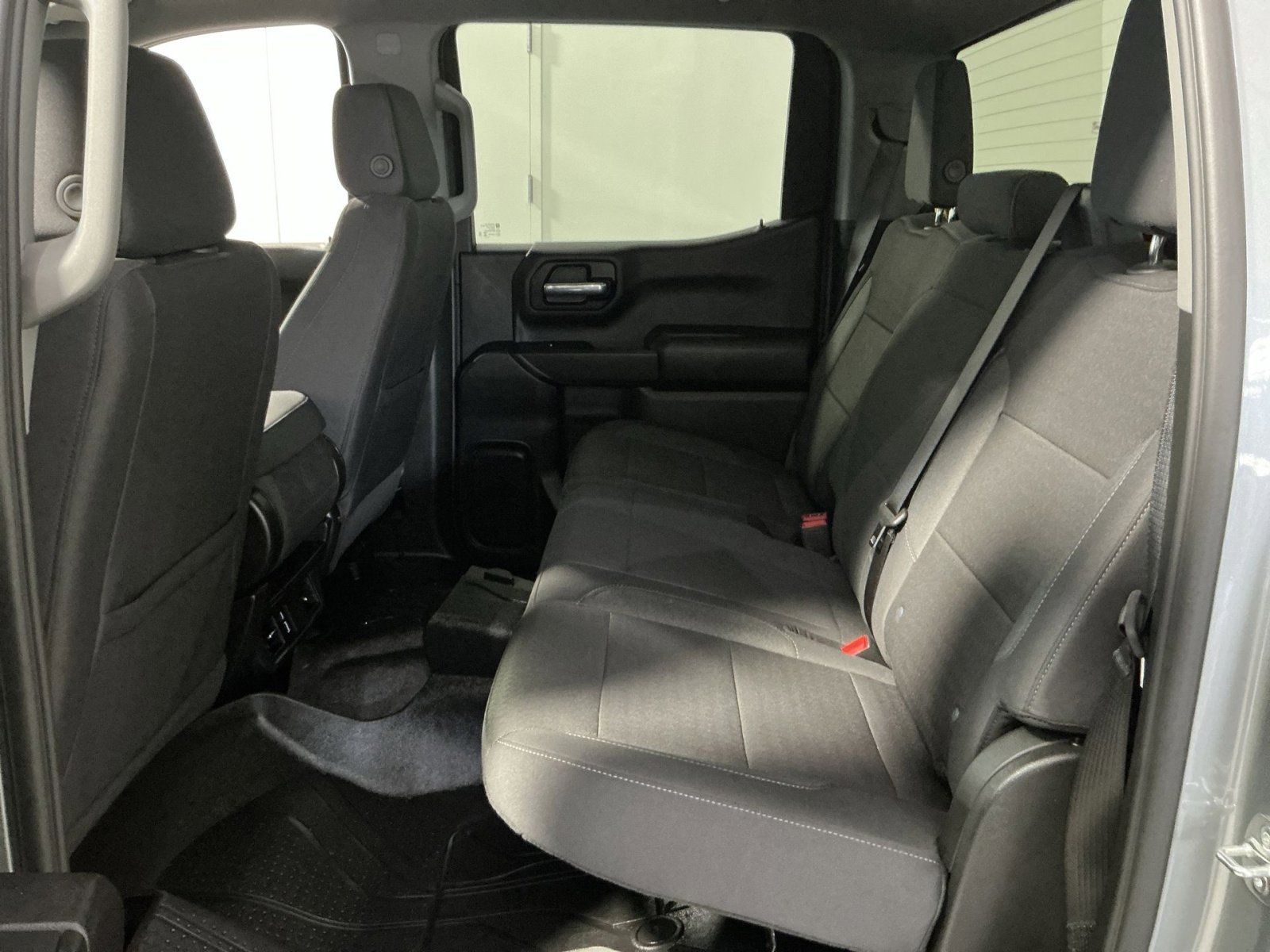 New 2026 Chevrolet Silverado 1500 Custom w/ Turbomax Blackout Package AWD/4WD image 23