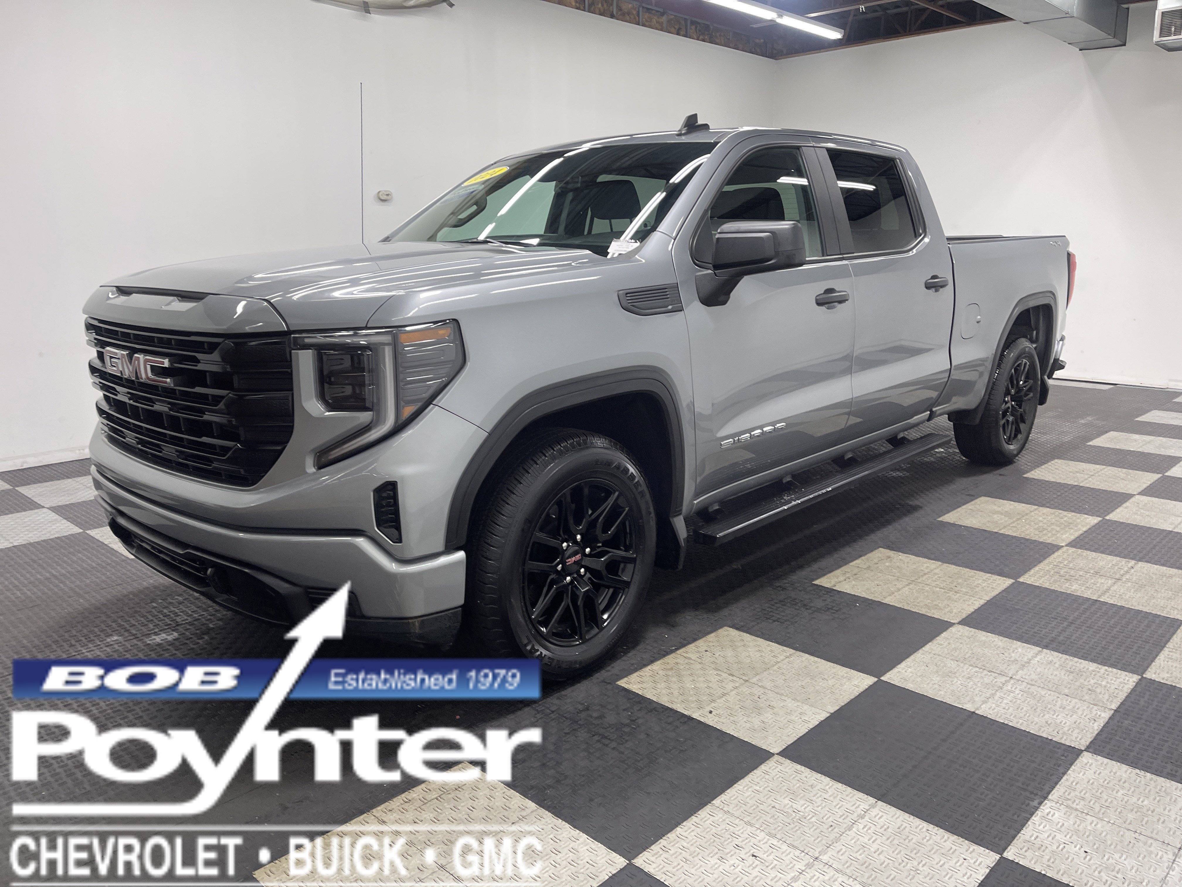 Used 2024 GMC Sierra 1500 Pro w/ Graphite Edition