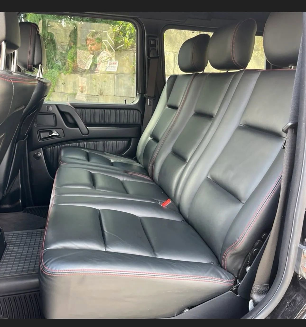 Used 2015 Mercedes-Benz G 550 image 4
