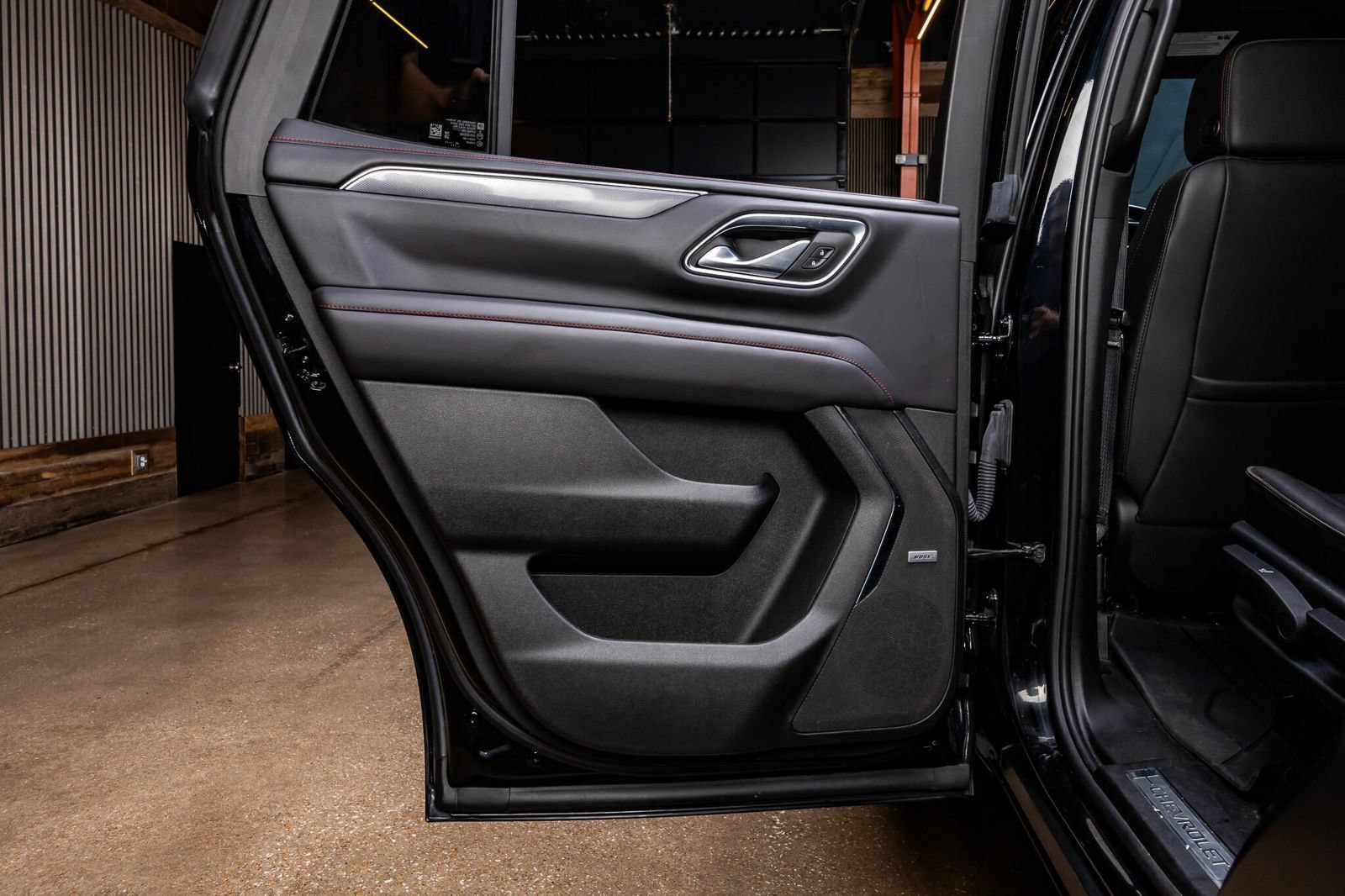 Used 2023 Chevrolet Tahoe RST w/ RST Performance Edition AWD/4WD image 35