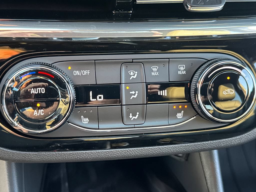 New 2026 Buick Envista Sport Touring w/ Convenience I Package FWD image 19
