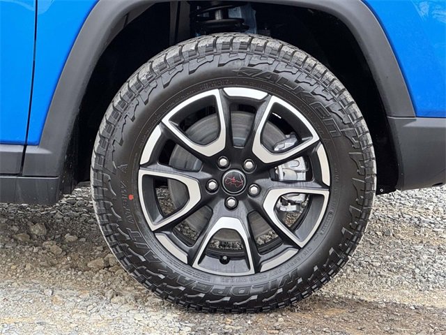 New 2026 Jeep Compass Trailhawk image 25