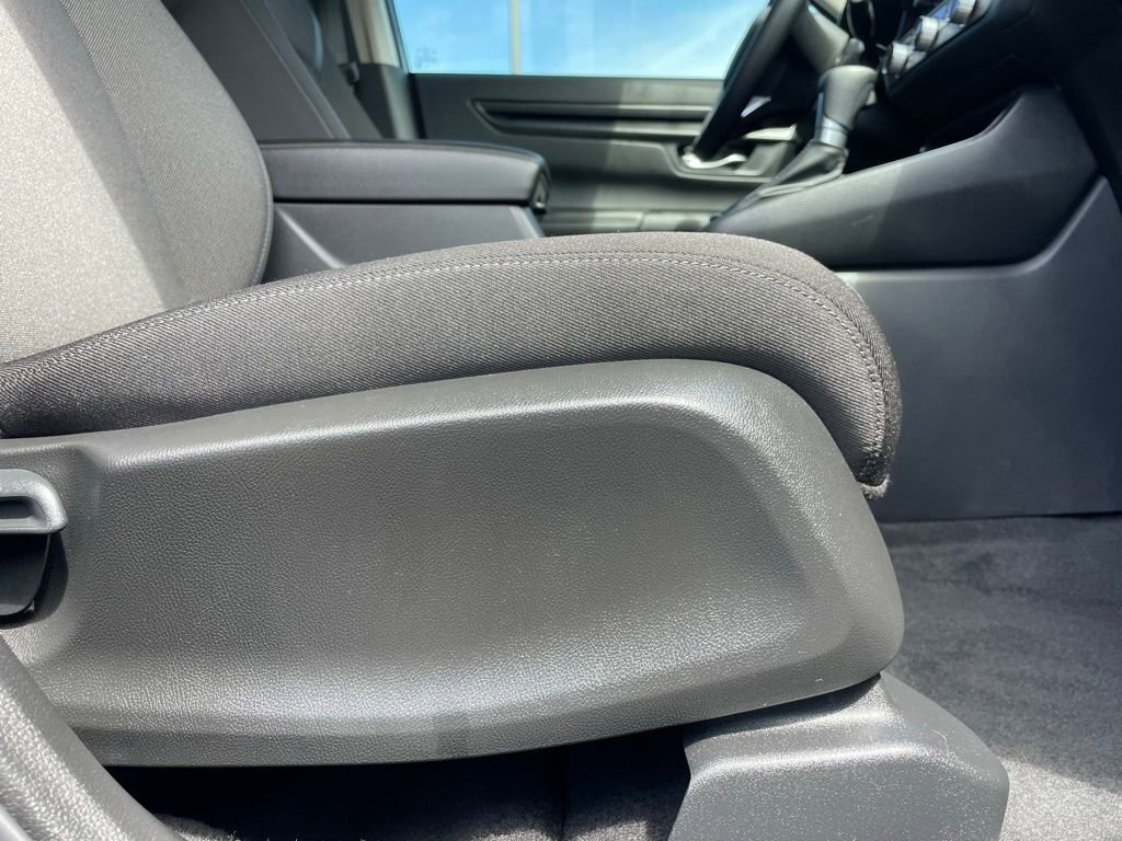 Certified 2025 Honda CR-V LX image 30