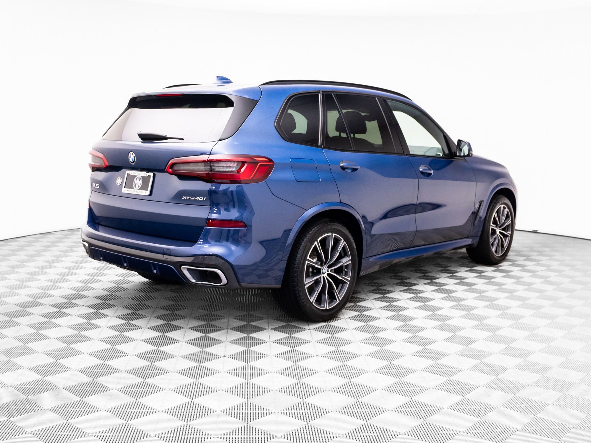 Used 2019 BMW X5 xDrive40i w/ M Sport Package AWD/4WD image 6
