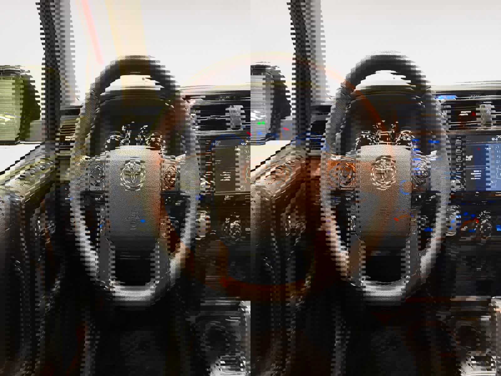 Used 2020 Toyota 4Runner Venture image 14