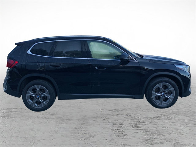 Used 2023 BMW X1 xDrive28i AWD/4WD image 2