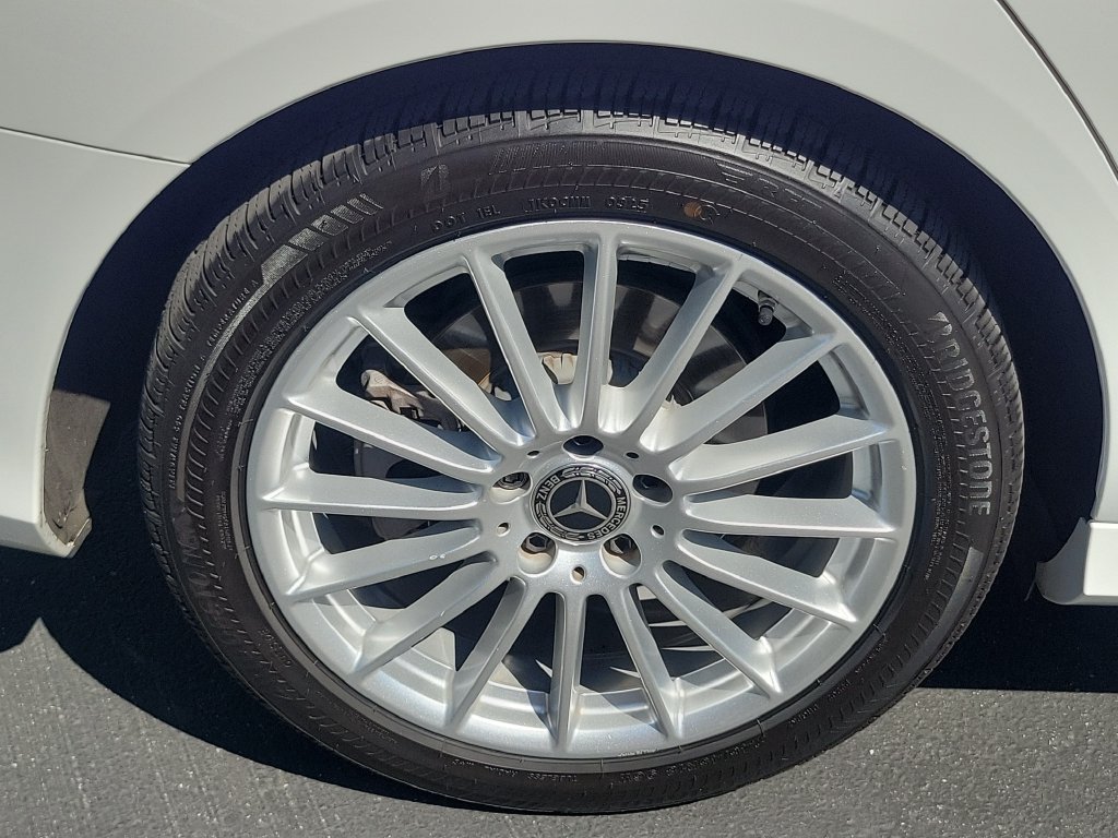 Used 2023 Mercedes-Benz E 350 Sedan image 7