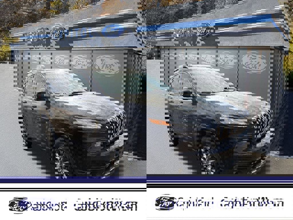 Used 2018 Jeep Cherokee Limited image 1