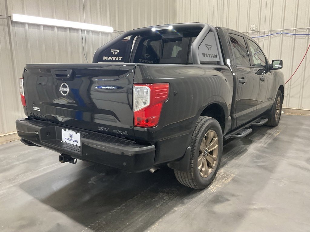 Used 2024 Nissan Titan SV w/ SV Bronze Edition Package image 21