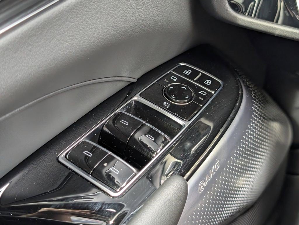 Certified 2026 Cadillac Lyriq Premium Luxury AWD/4WD image 29