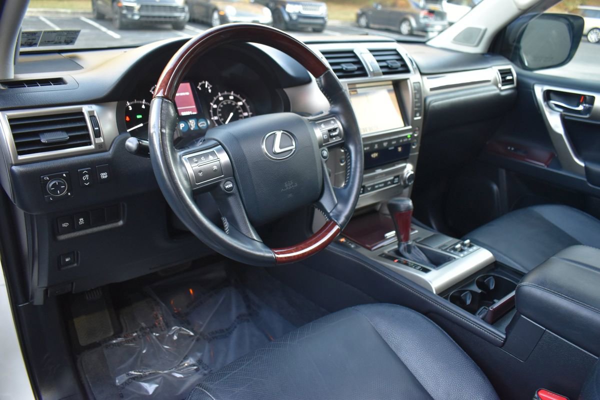 Used 2014 Lexus GX 460 w/ Premium Package image 14