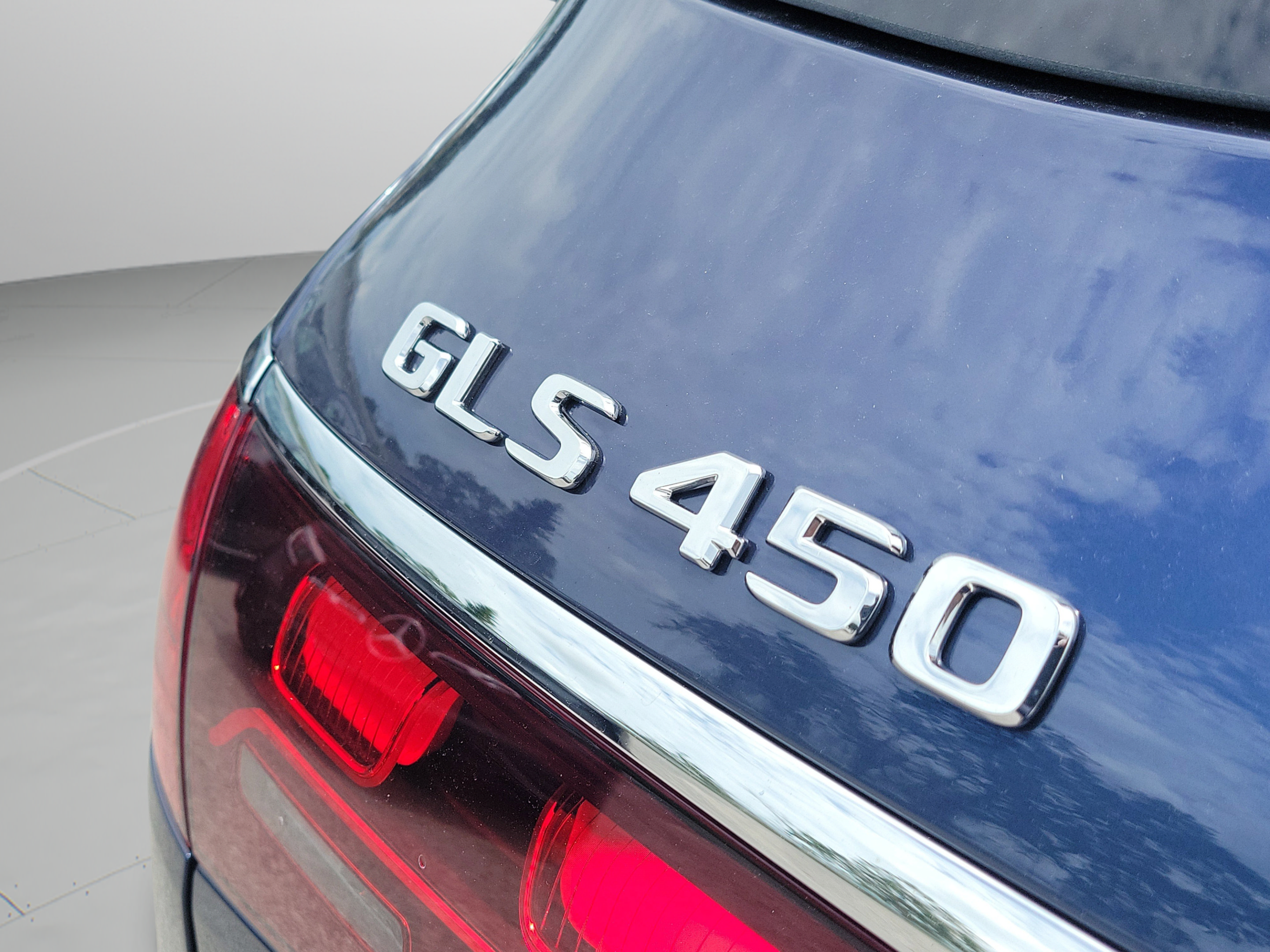 New 2026 Mercedes-Benz GLS 450 4MATIC image 32