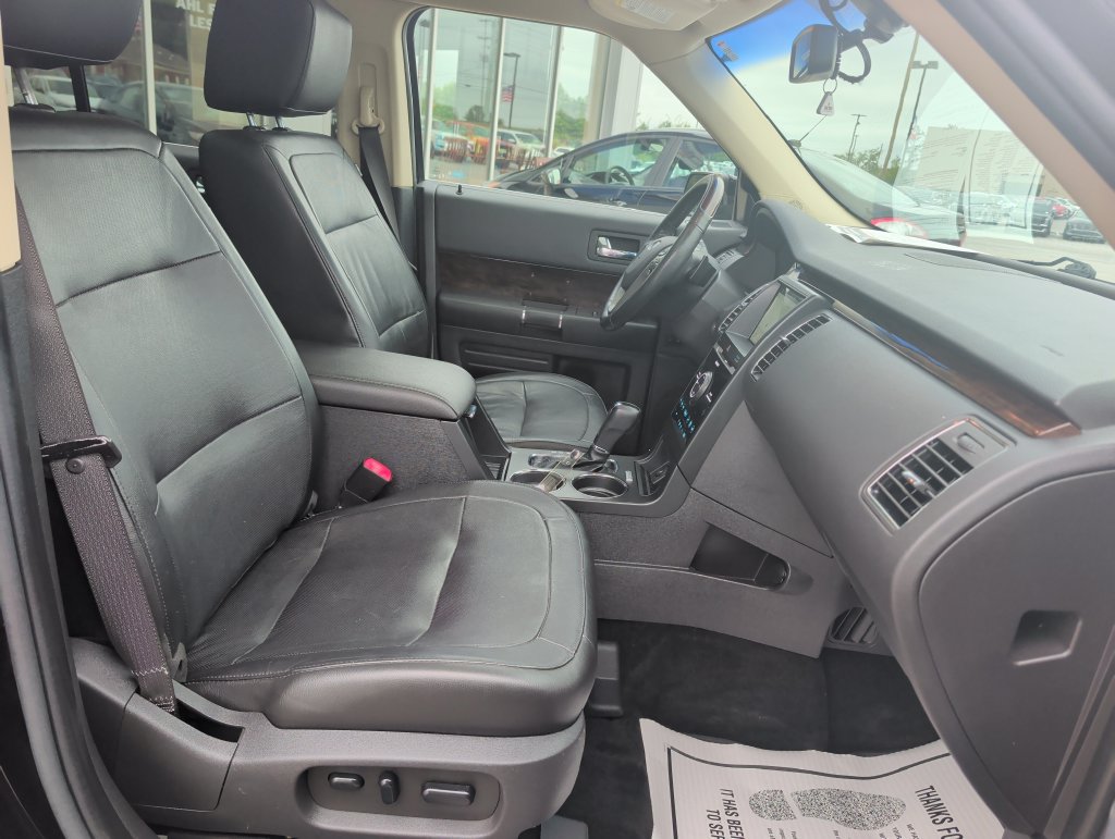 Used 2016 Ford Flex Limited w/ Equipment Group 303A AWD/4WD image 25