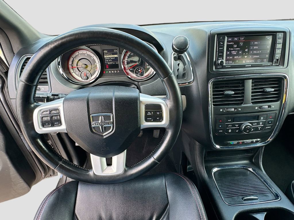 Used 2019 Dodge Grand Caravan GT image 12