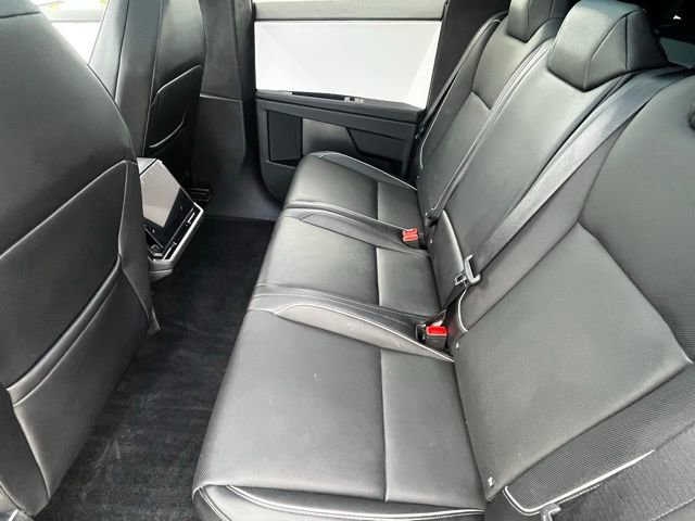 Used 2024 Tesla Cybertruck AWD Crew Cab image 27