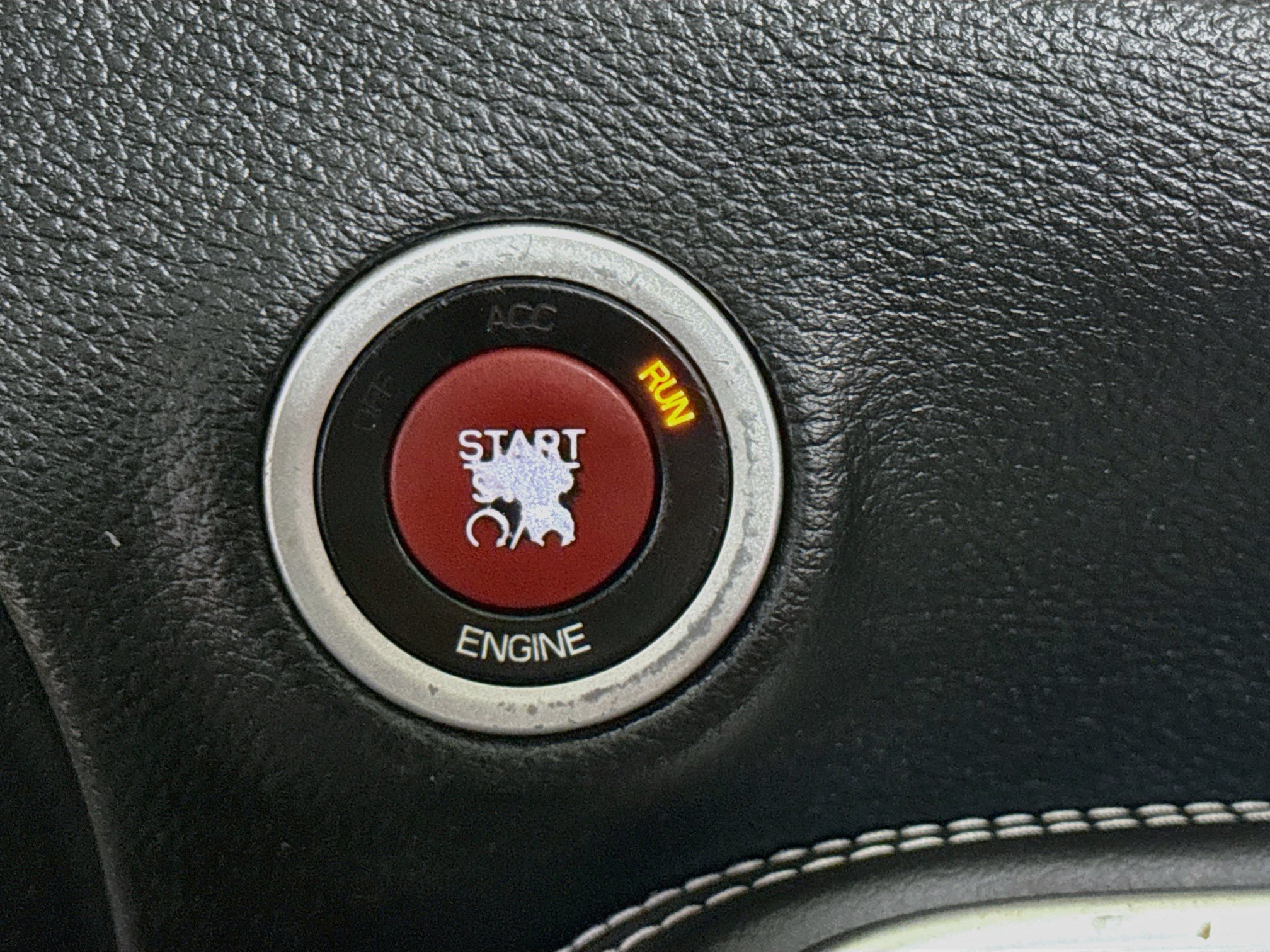 Used 2016 Dodge Challenger SRT Hellcat RWD image 21