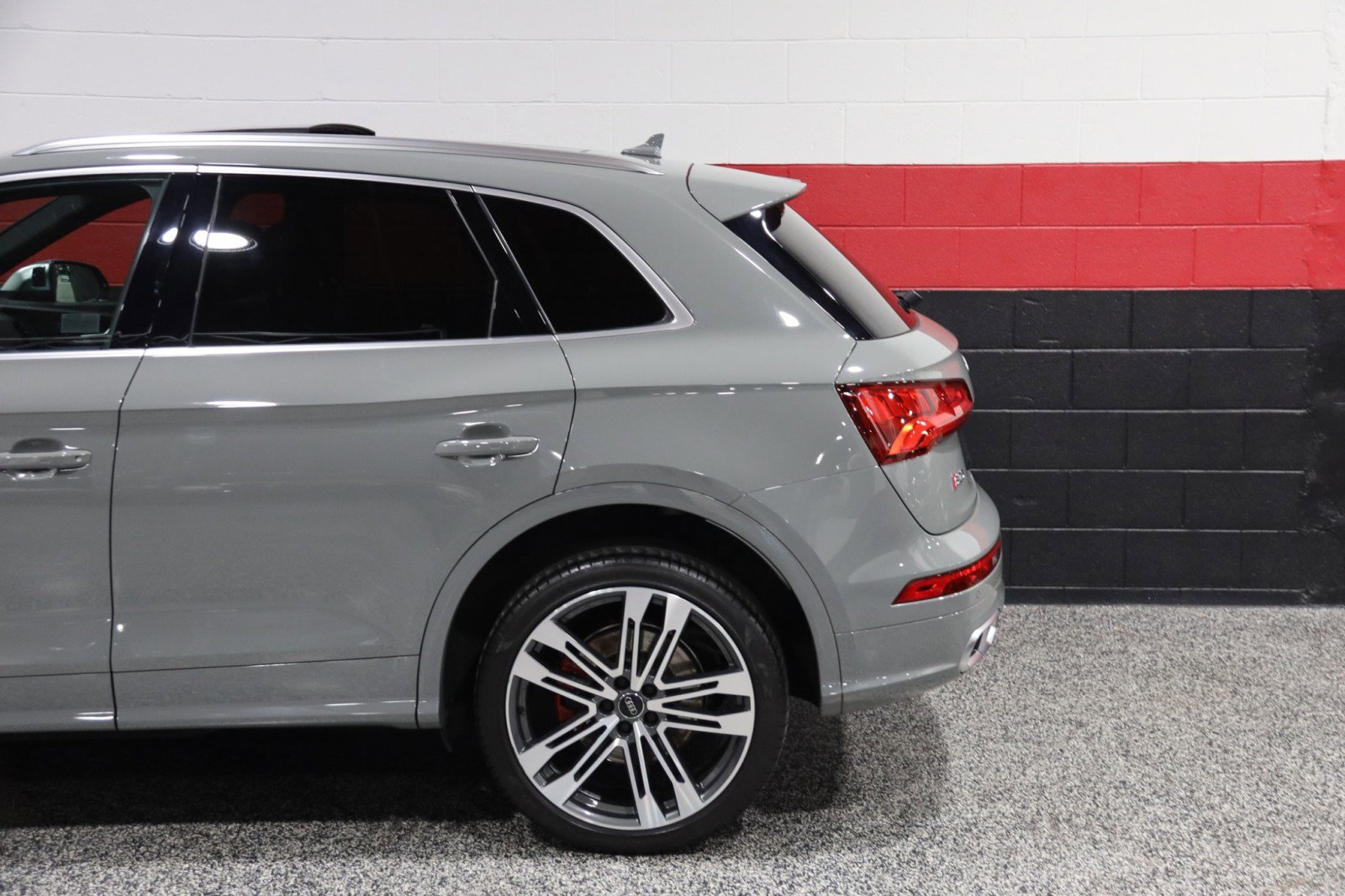 Used 2020 Audi SQ5 Premium Plus image 22