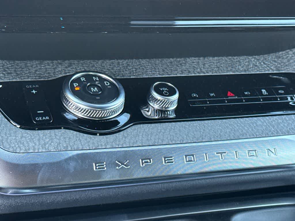New 2025 Ford Expedition Tremor AWD/4WD image 32