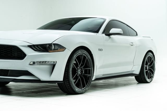 Used 2019 Ford Mustang GT w/ GT Performance Package RWD image 9