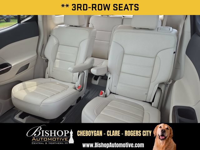 Used 2020 GMC Acadia Denali w/ Denali Ultimate Package AWD/4WD image 10