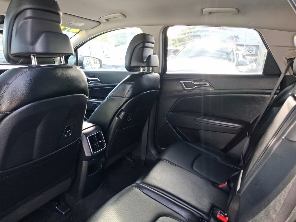 Used 2024 Kia Sportage EX FWD image 10