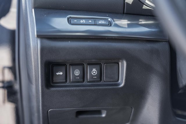 Used 2022 Nissan Maxima SR w/ Sport Mat Group image 41