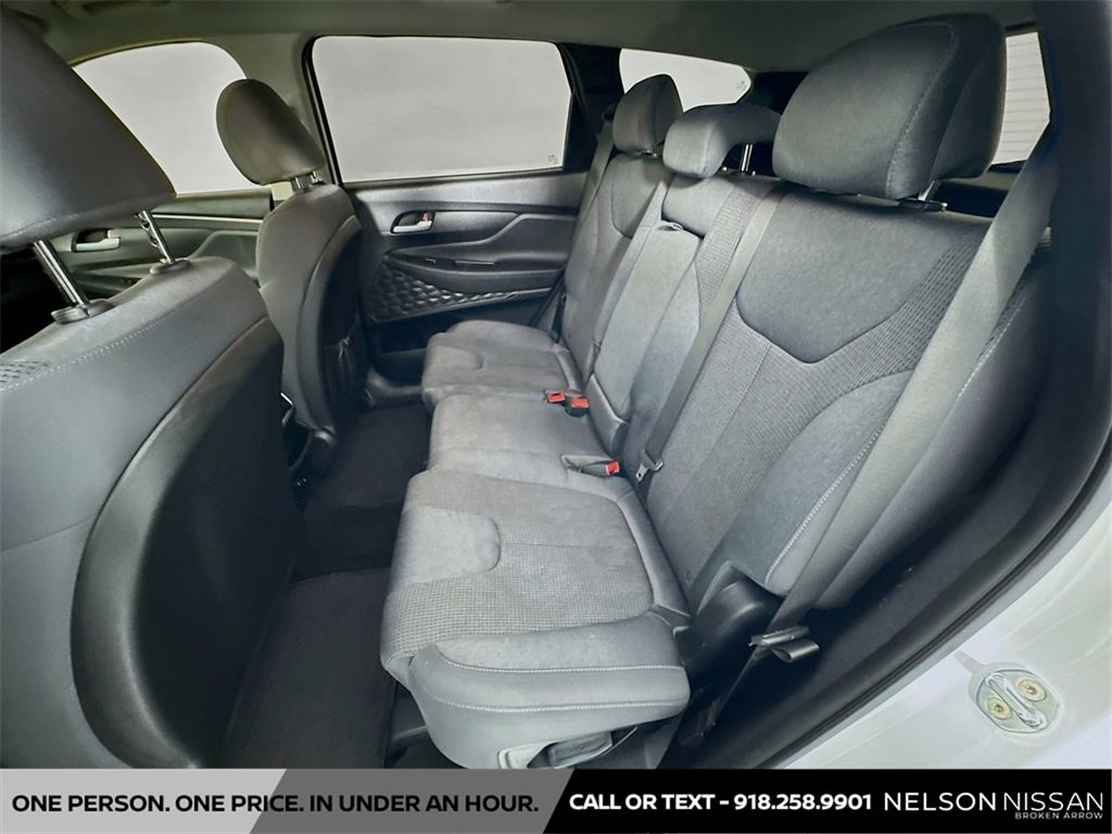 Used 2019 Hyundai Santa Fe SEL image 23